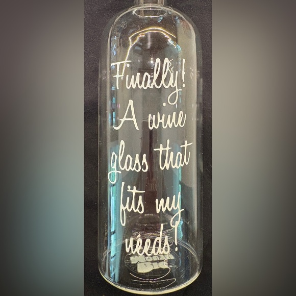 Big Mouth Toys Huge Wine Bottle Glass Holds Full 750mL Bottle Hilarious Gag Gift - Picture 4 of 8